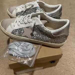 Vintage Havana Silver Glitter Sneakers